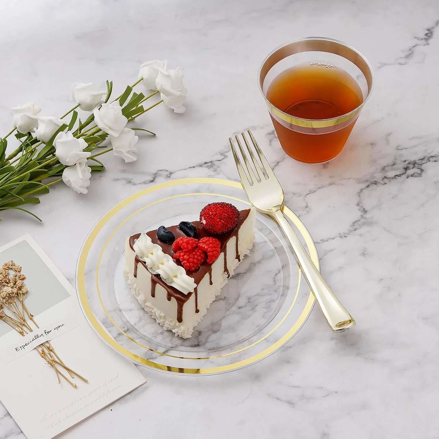 600PCS Clear Gold Dinnerware Set for 100 Guests, Plastic Plates for Party, Christmas and New Year, 100 Disposable Plates, 100 Dessert Plates, 100 Cups, 100 Spoons, 100 Forks and 100 Knives