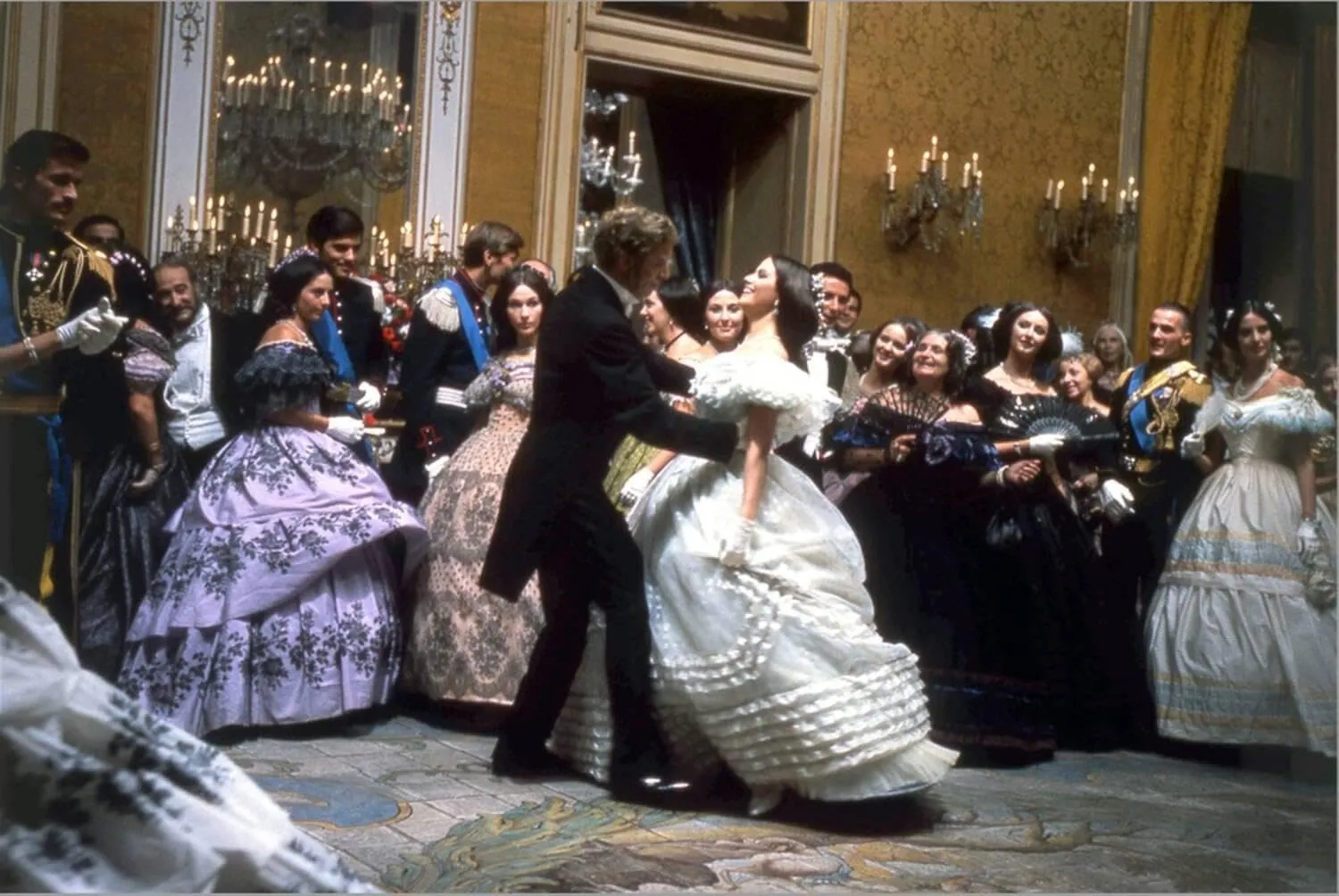 ART.COM Stretched Canvas Print LE GUEPARD, 1963 par LUCHINO VISCONTI with Burt Lancaster and Claudia Cardinale (photo), 24" x 16"