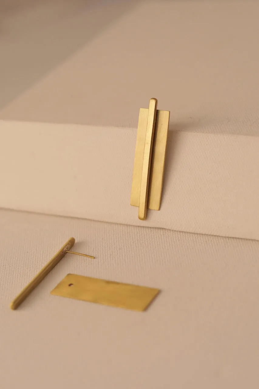 Astrea - long dash earring