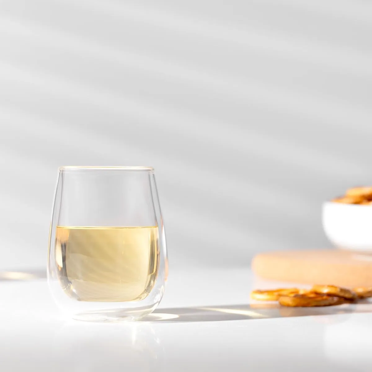 Bodum Skal Chardonnay Glass, Double Wall, High-Heat Borosilicate Glass, Set of 2