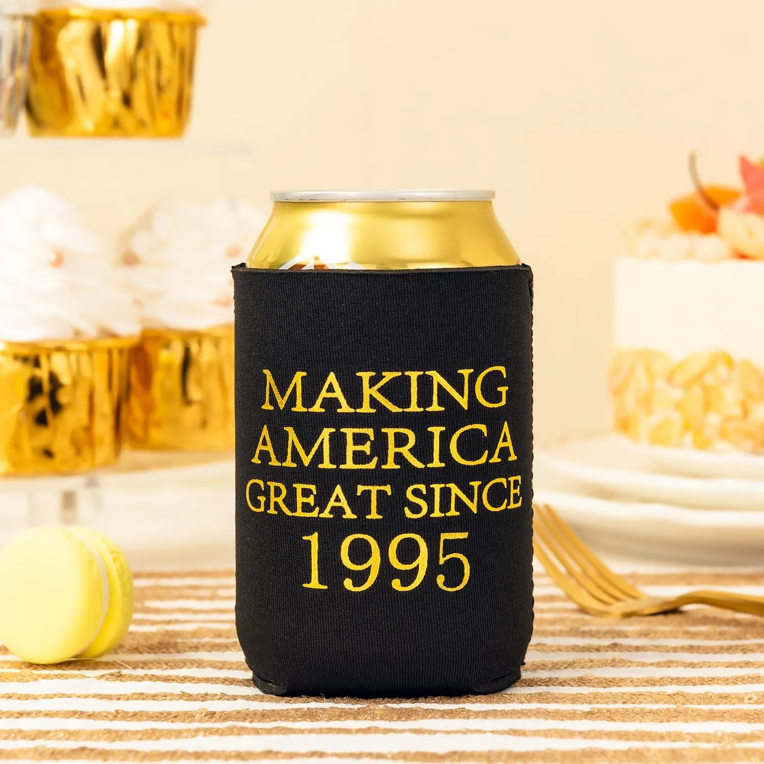 Crisky 30th Birthday Beer Sleeve Can Cooler Insulated Covers Decorations Black Gold Making Great Since 1995, Neoprene Coolers for Soda, 24 Pcs
