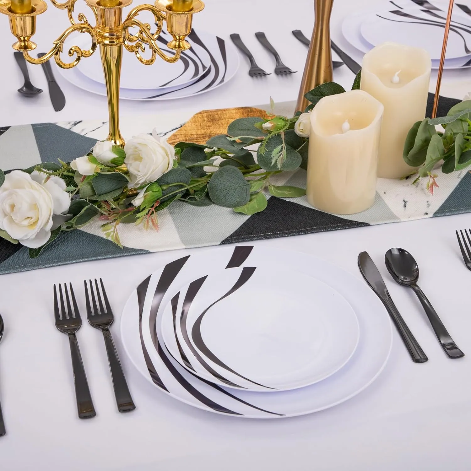 EI 60pcs White and Black Plastic Plates,Plastic Plates for Party,Black Rim Plastic Plates,Plastic Dinner Plates,Dessert Plates Plastic, Disposabe Plates for Party, Birthday, Wedding