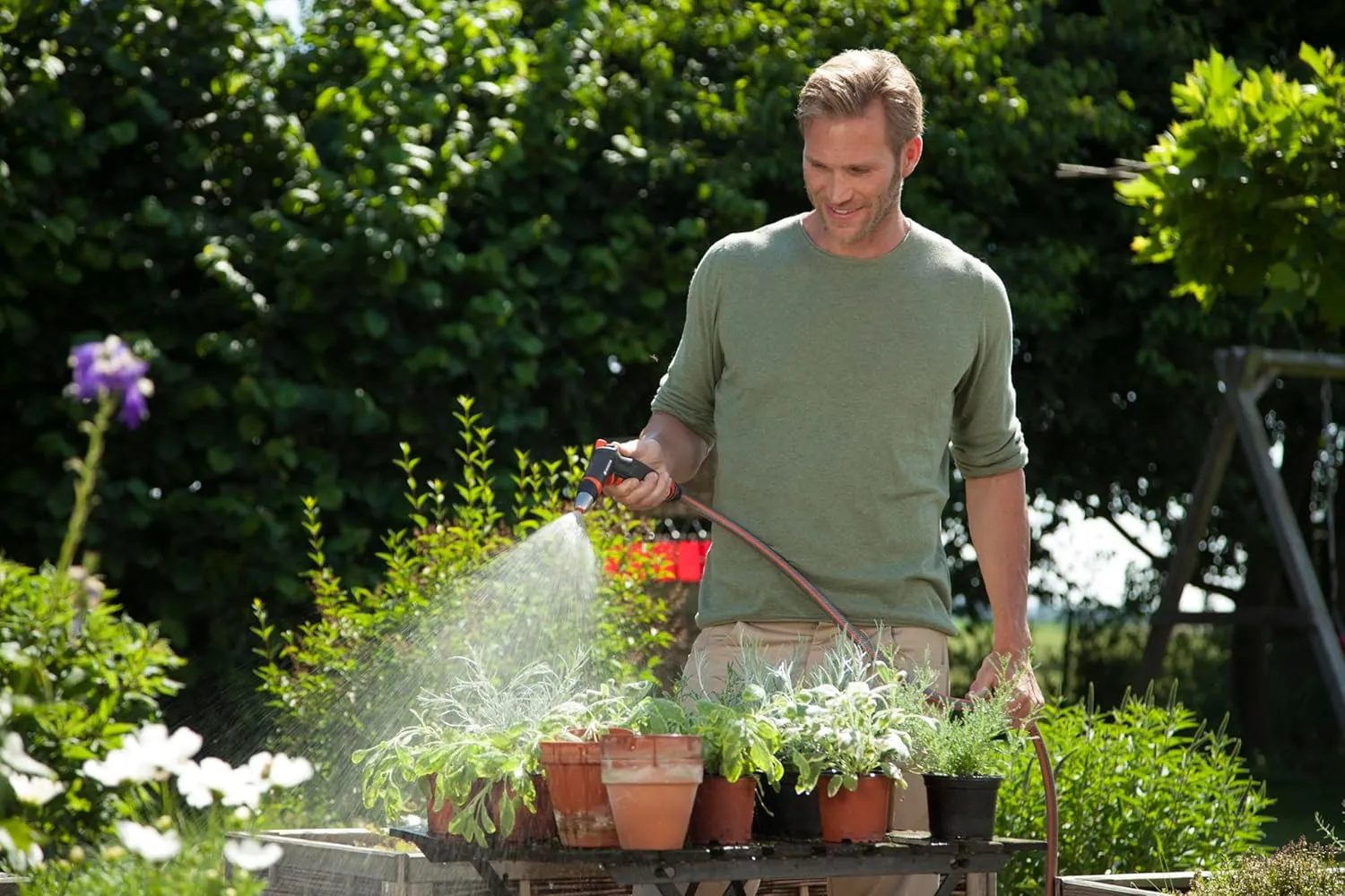 Gardena Premium Cleaning Syringe: Robust Water Sprayer for Cleaning and Watering, with Pulse Trigger and Permanent Lock, Frost Protection (18305-20)