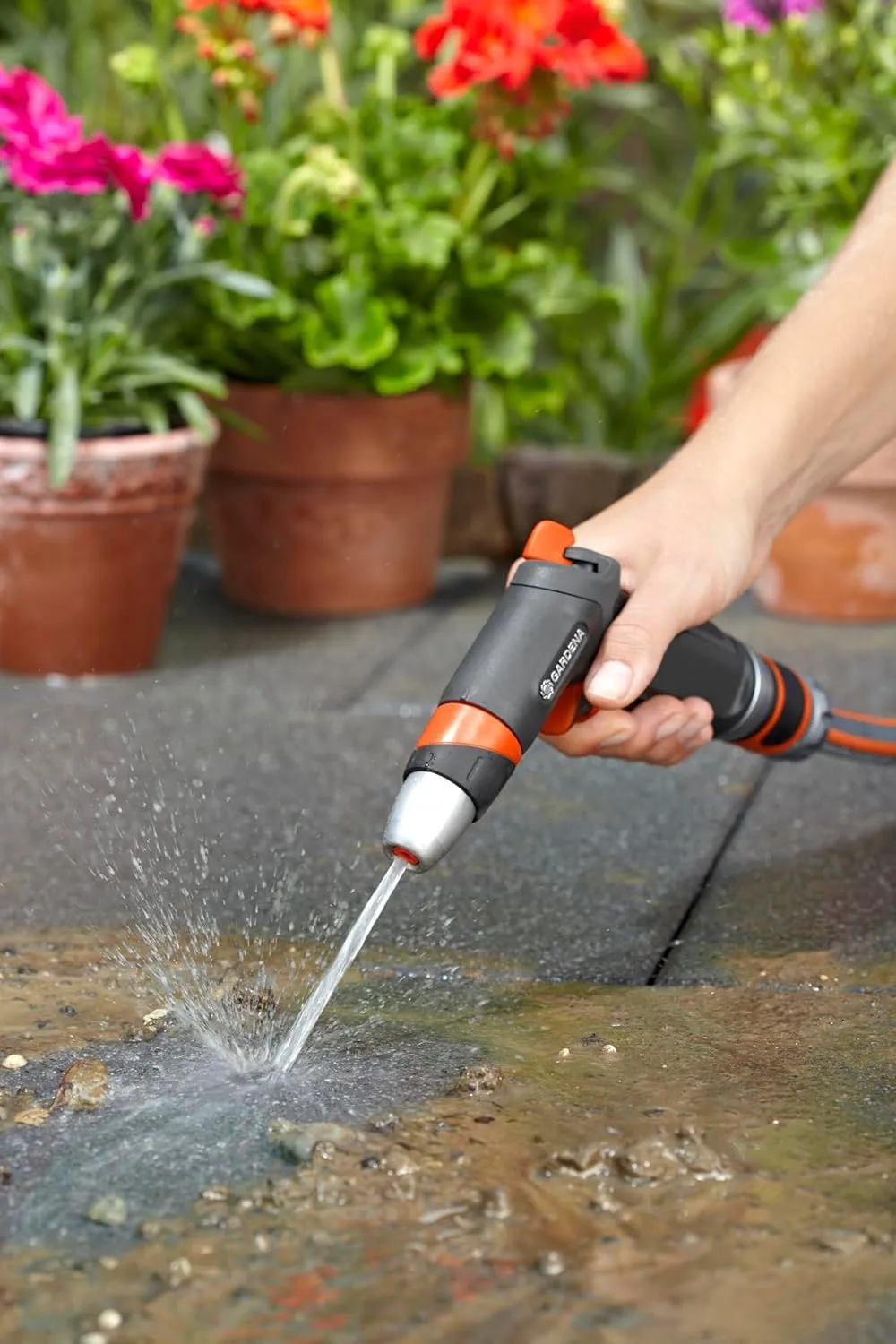 Gardena Premium Cleaning Syringe: Robust Water Sprayer for Cleaning and Watering, with Pulse Trigger and Permanent Lock, Frost Protection (18305-20)