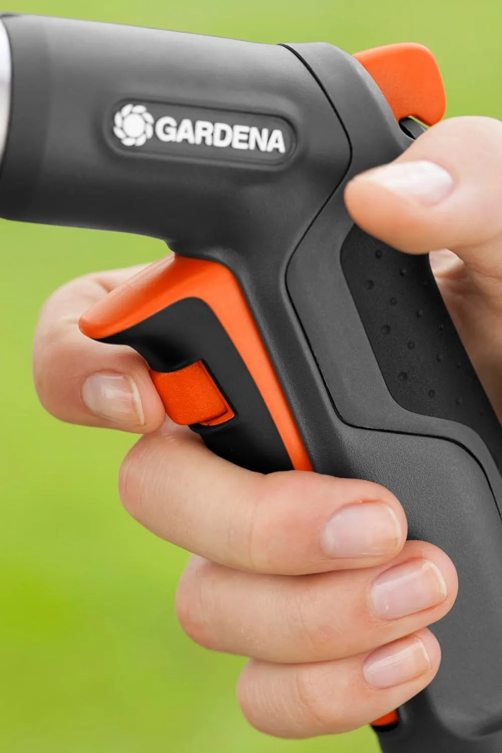 Gardena Premium Cleaning Syringe: Robust Water Sprayer for Cleaning and Watering, with Pulse Trigger and Permanent Lock, Frost Protection (18305-20)
