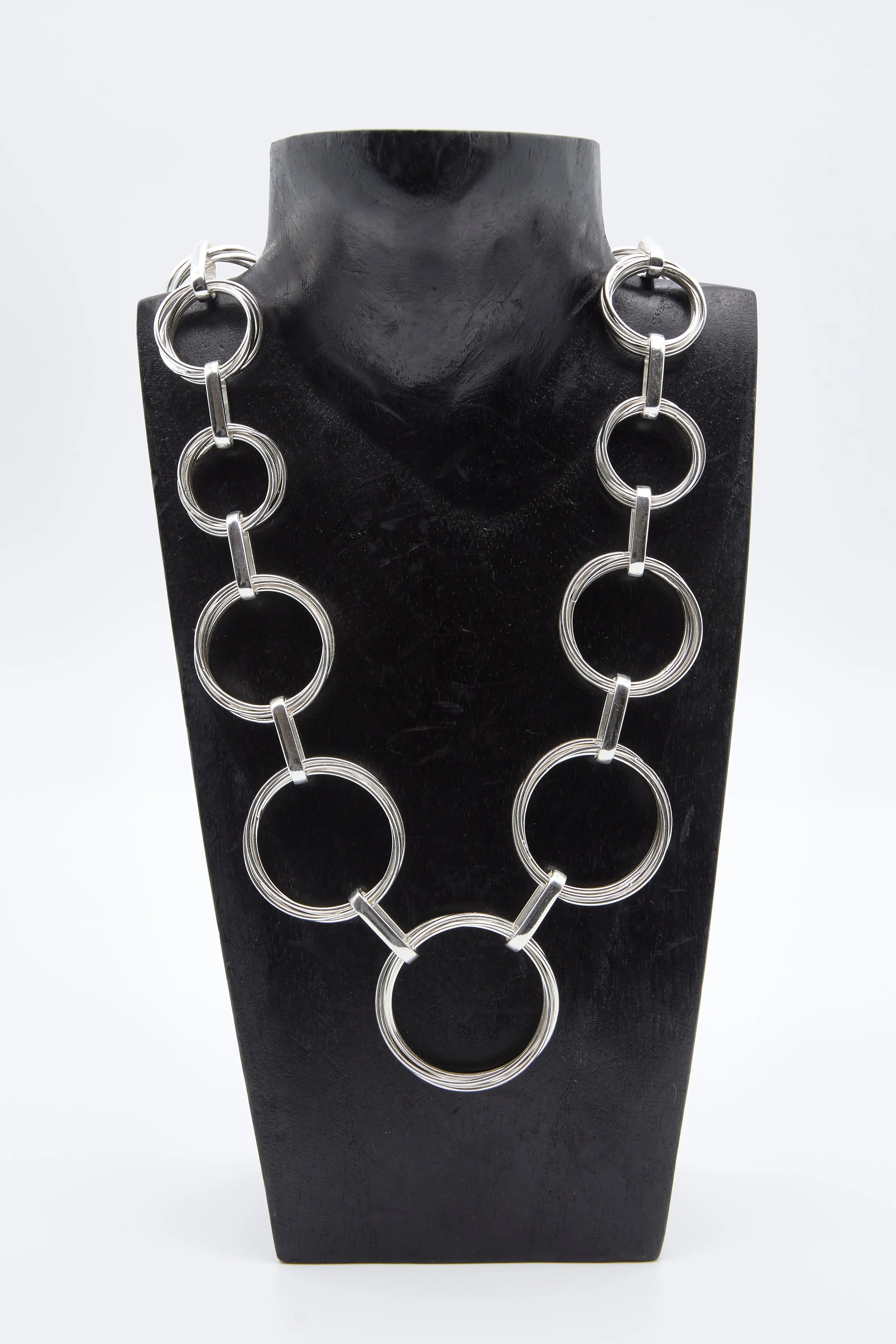 Graduated Interlinked Sterling Silver Set of Necklace, Bracelet and Earrings