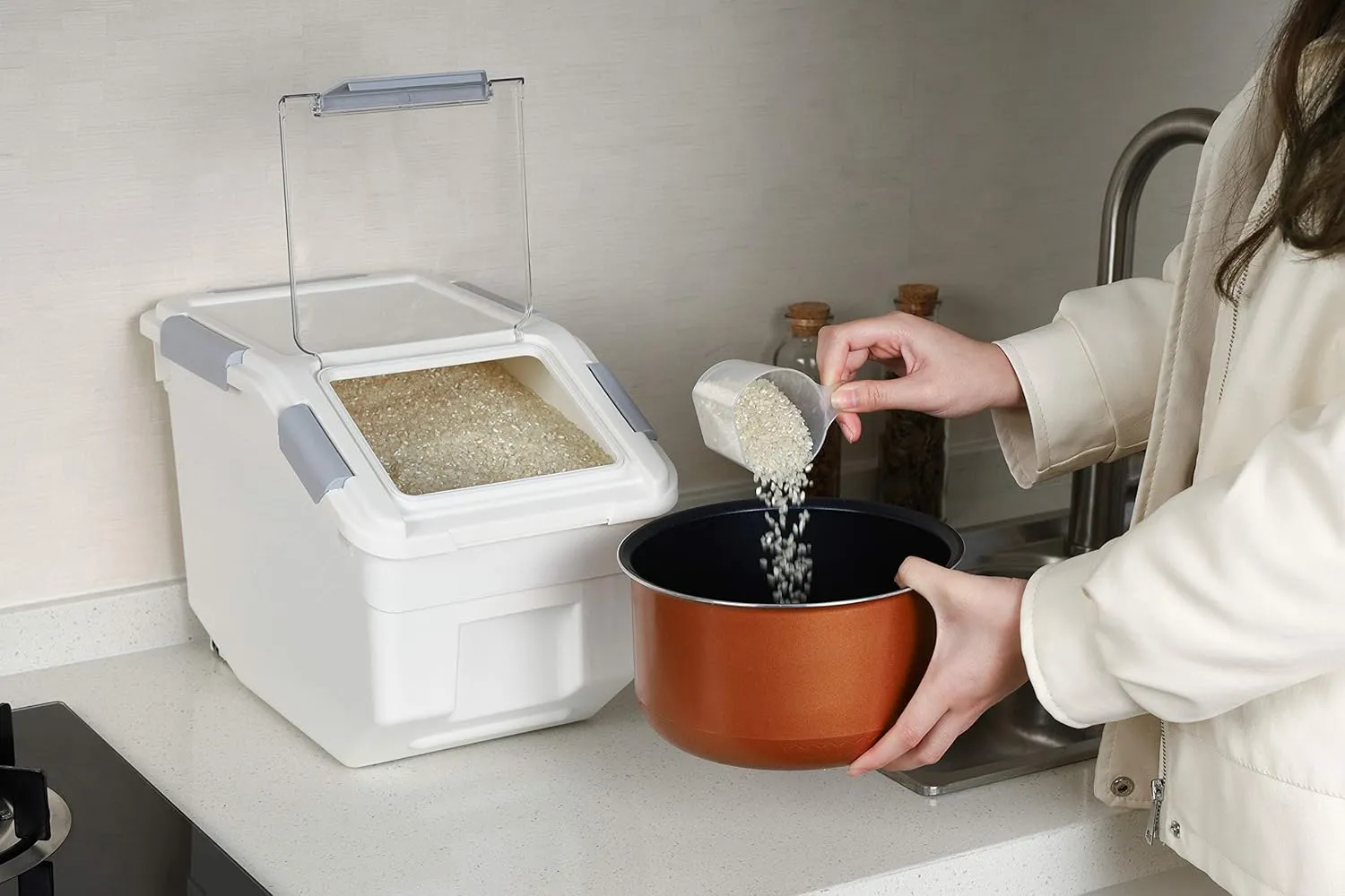 Grain Storage Container 20 lb (10 Liter) with Wheels Seal Locking Lid PP(Pack-2)