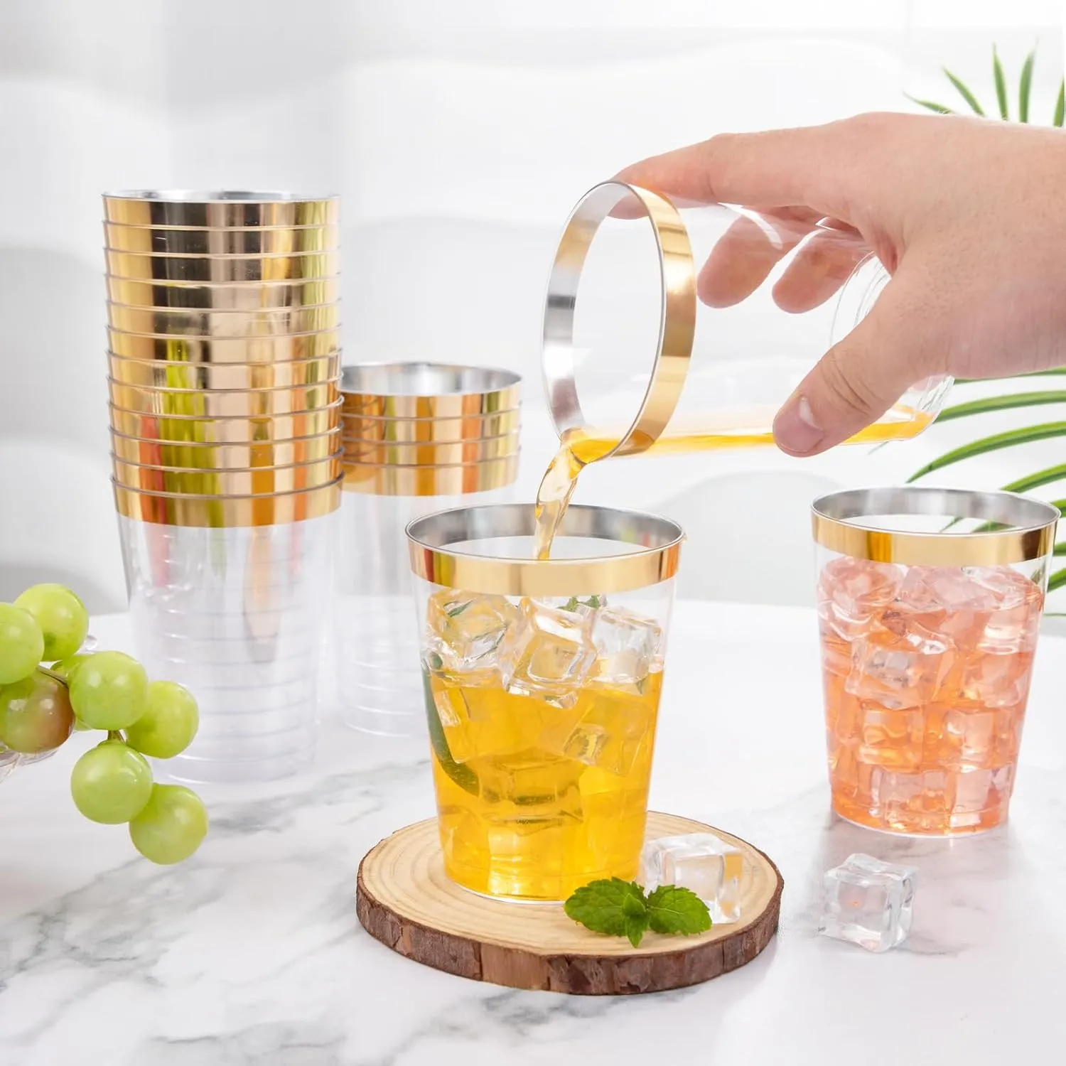 I00000 60PCS Gold Plastic Cups, 10 oz Clear Disposable Cups with Golden Trim, Heavy-Duty Disposable Hard Plastic Wine Glasses Cocktail Glasses Perfect for Wedding & Party