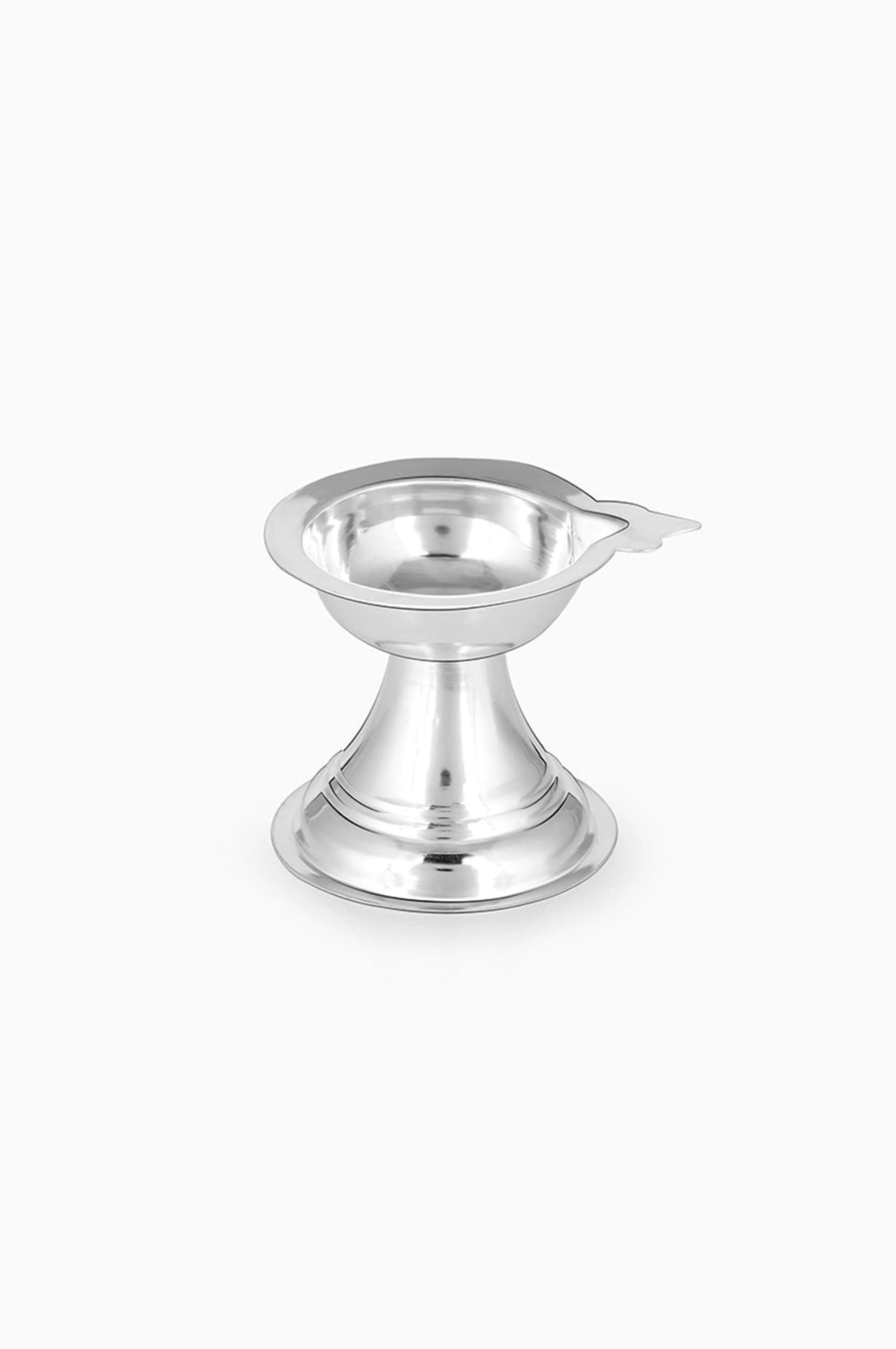 Pooja Diya Stand - Family Wali Diwali Gift Hamper