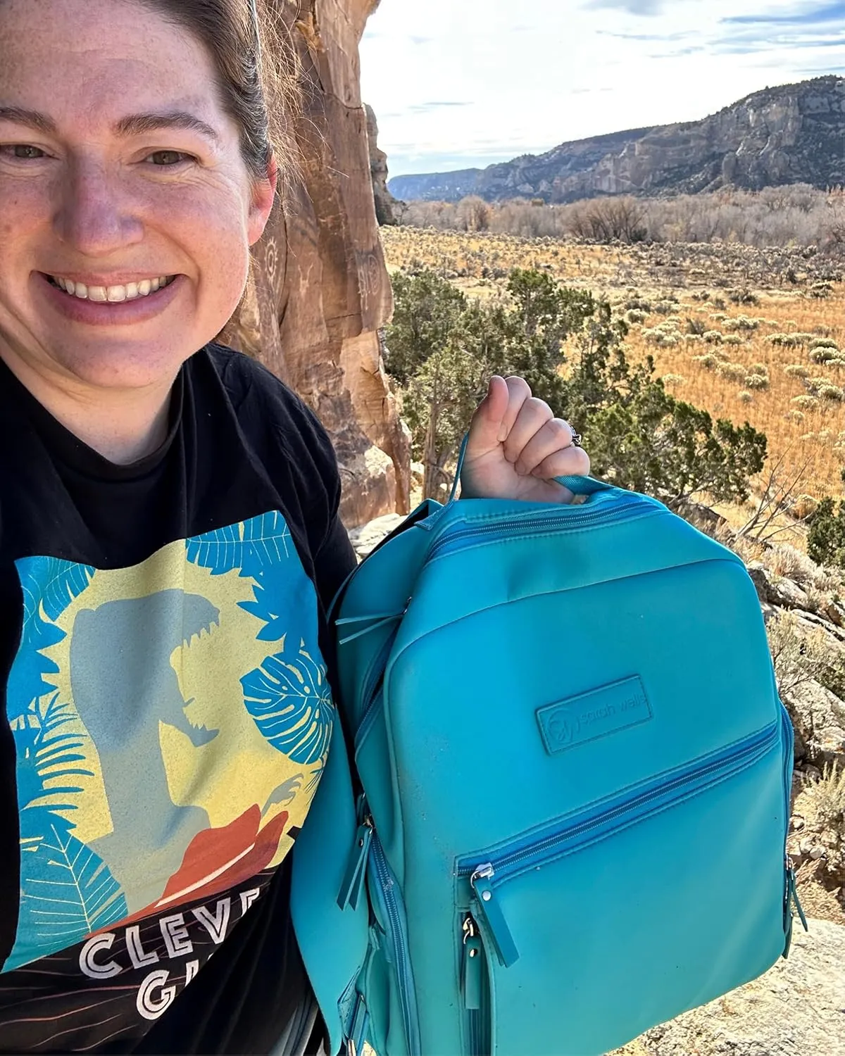 Sarah Wells Fiona Breast Pump Backpack - Neoprene, Machine Washable, Insulated Pockets, Pocket-In-Pocket System (Sky)