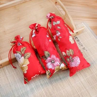 Silk Storage Wallet Pouch 10pcs Embroidery Flower Chinese Brocade Gift Pouch Wholesale Satin Drawstring Jewelry Pouch 3 Size Cloth Luxury Comb Storage Bags(Red,3.15 x 6.3 inches)