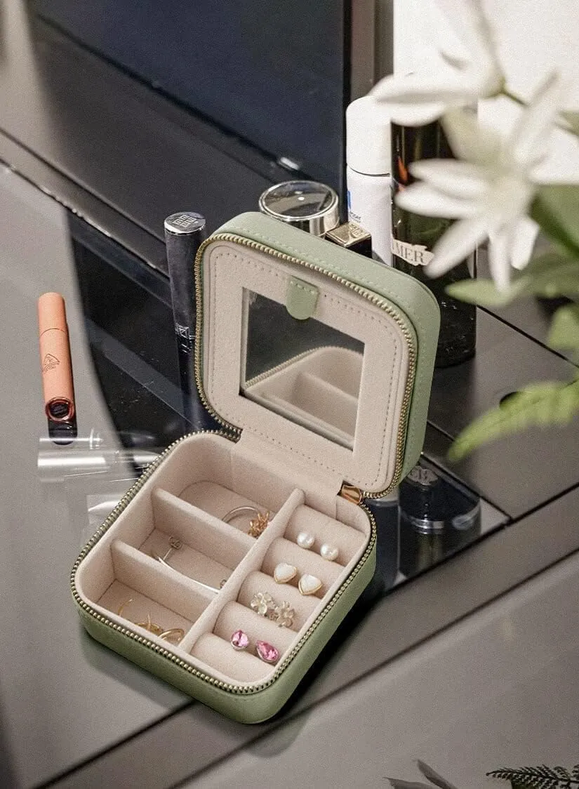 S.Leaf Travel Jewelry Organizer Travel Jewelry Boxes for Women Small Jewelry Travel Case Box Portable Travel Jewelry Case Travel Case Mini Jewelry (03_Lychee_Heart)