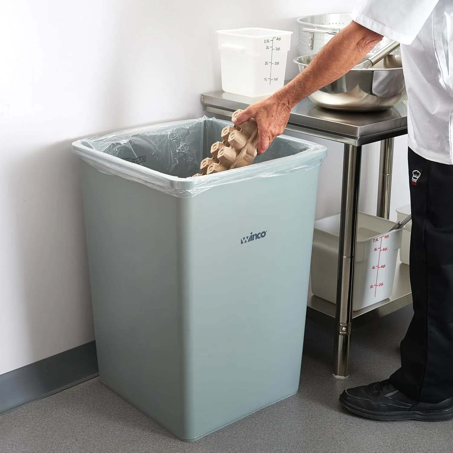 Winco Commercial Square Plastic Trash Can, 35 Gallon, Gray