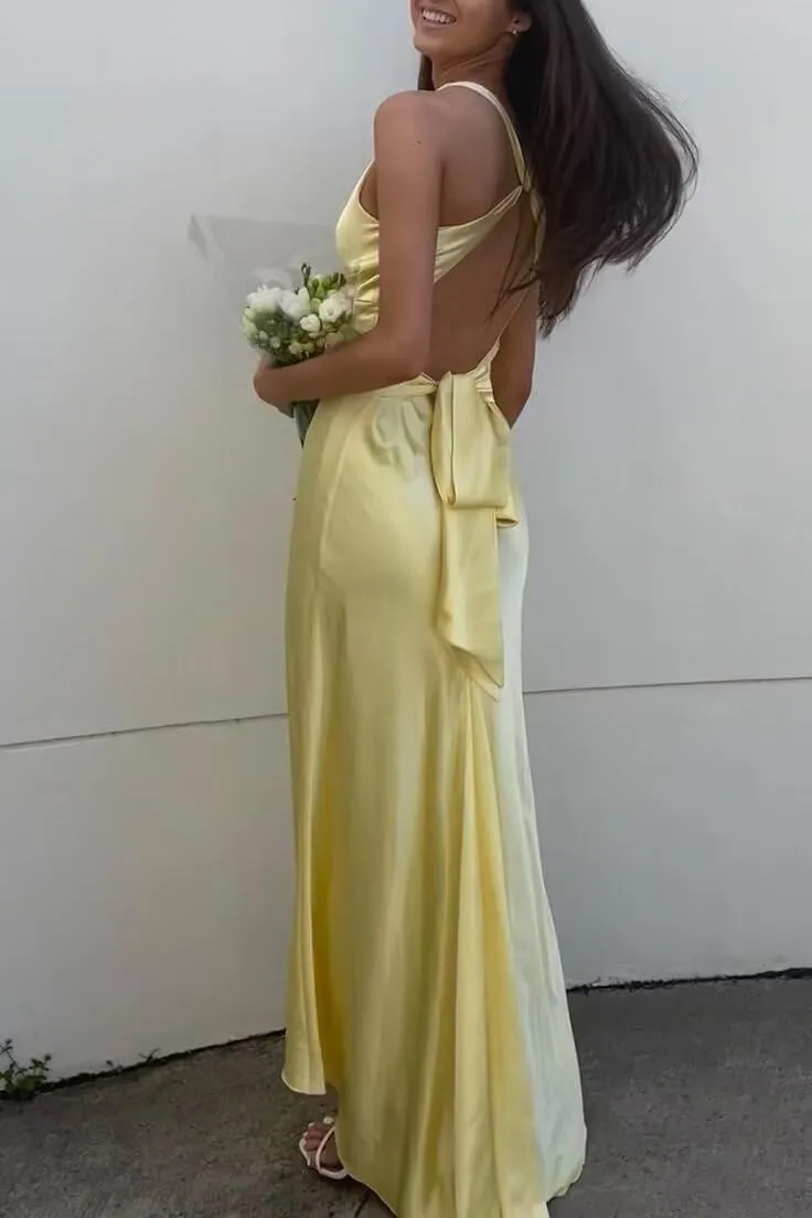 Women's V Neck Pleated Satin Prom Dresses for Teens Long Halter Bridesmaid Dress Mermaid Backless Formal Evening Gown